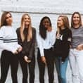 Photo of a group of happy young girls waiting for their Cancun Airport Transfers